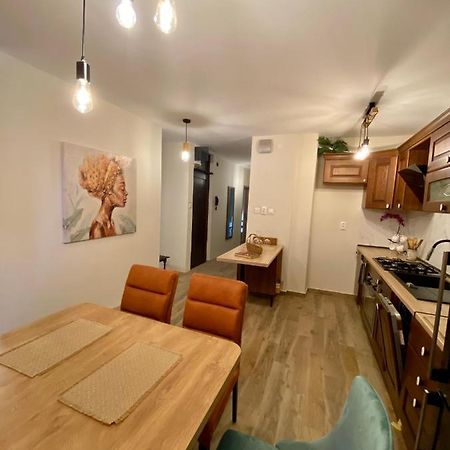 Apartment With Balcony And Free Parking Zadar Eksteriør bilde