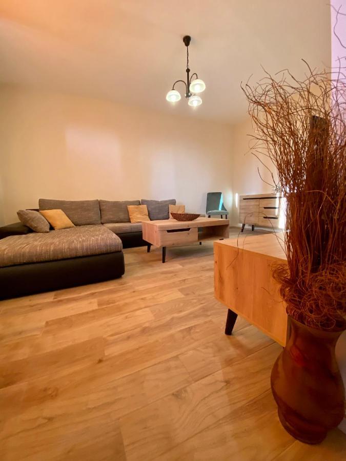 Apartment With Balcony And Free Parking Zadar Eksteriør bilde
