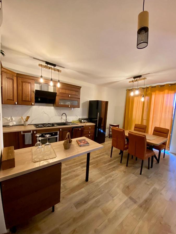 Apartment With Balcony And Free Parking Zadar Eksteriør bilde
